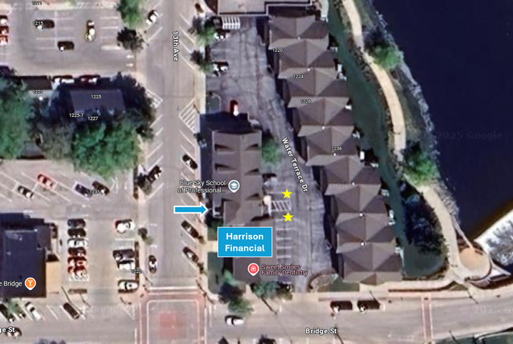 Parking map; see description below for symbol and color meanings.